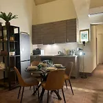 Apartament L'antica Colonna, In Centro Storico