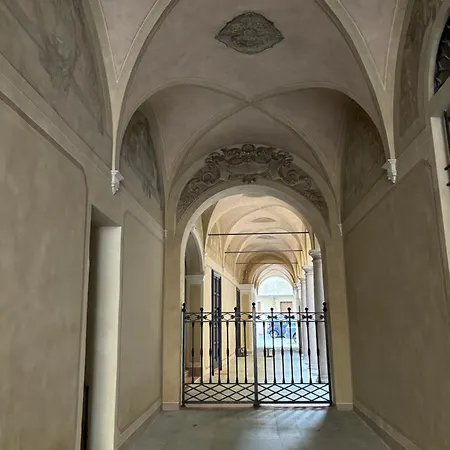 L'antica Colonna, In Centro Storico